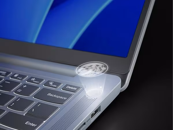 Imagen de Lenovo IdeaPad Slim 3 16IRU8 Intel® Core? i7-1355U/16GB/1TB SSD/16`` Windows 11 Home