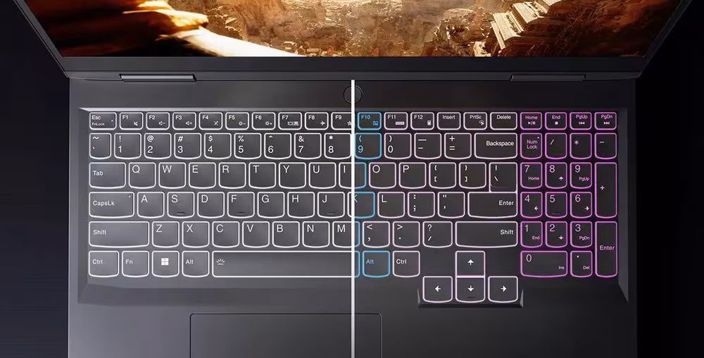 Imagen de Lenovo LOQ 15IRH8 Intel® Core? i5-12450H/16GB/512GB SSD/RTX 4050/15.6`` Portátil
