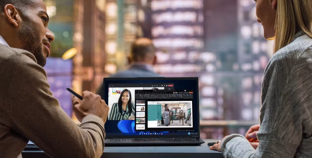 Imagen de Lenovo ThinkPad X1 Carbon Gen 11 Portátil 35,6 cm (14``) 2.8K Intel® Core™ i7 i7-1355U 32 GB LPDDR5-SDRAM 1 TB SSD Wi-Fi 6E (802.11ax) Windows 11 P